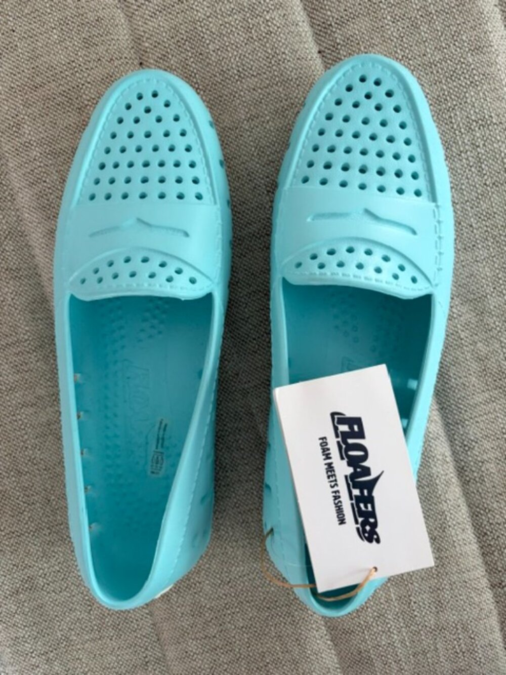 Womens/teens light blue Floafers NWT